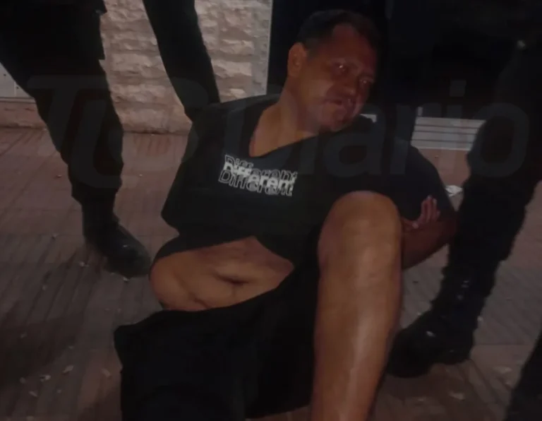 Amenazó con un cuchillo a un guardia de seguridad, escapó y terminó detenido tras una persecución por el centro