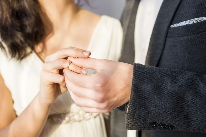 En San Juan crecen los matrimonios, pero caen los nacimientos: los números que reveló el Registro Civil