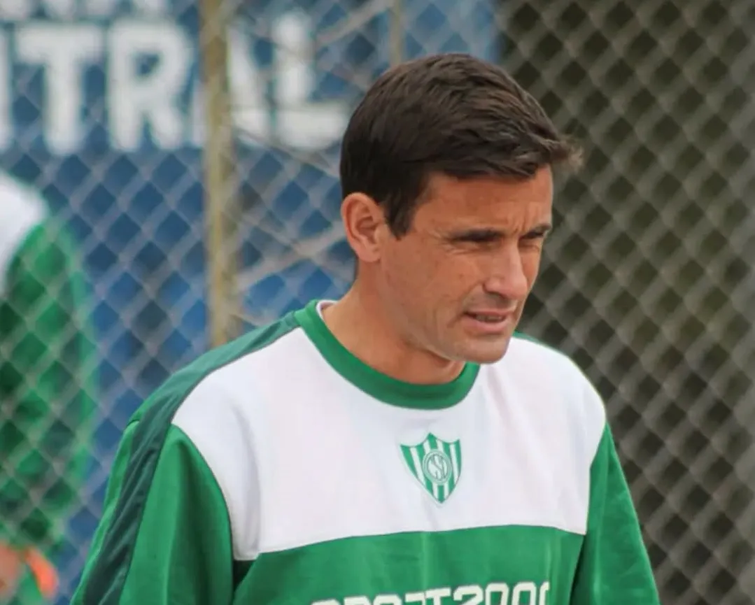 Lucas Ceballos sufrió una fractura de malar y permanece internado