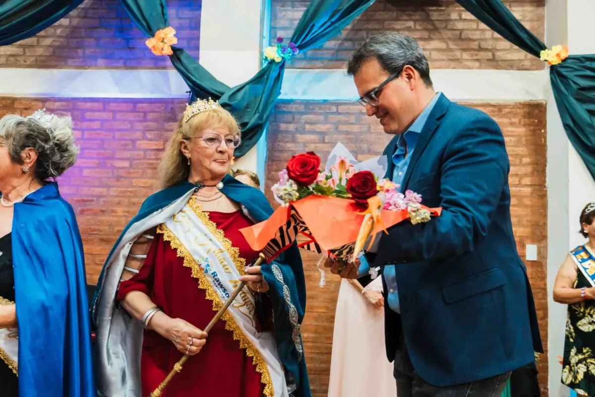 Susana Castro fue coronada como nueva Reina Departamental del Adulto Mayor