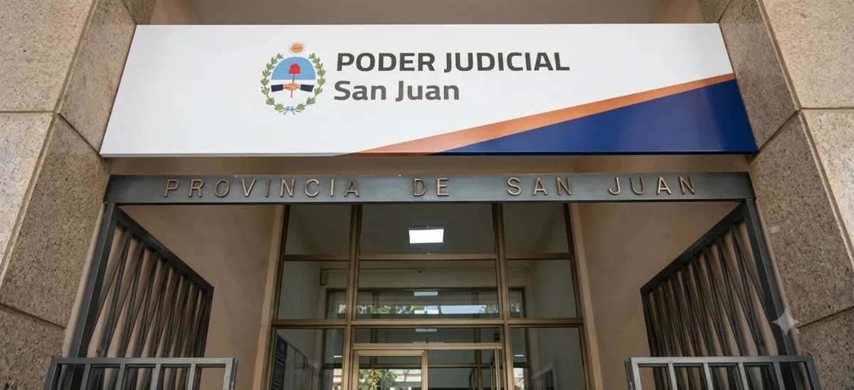 Golpeó el parabrisas de un auto tras un accidente y deberá pagar $191.000 por los daños