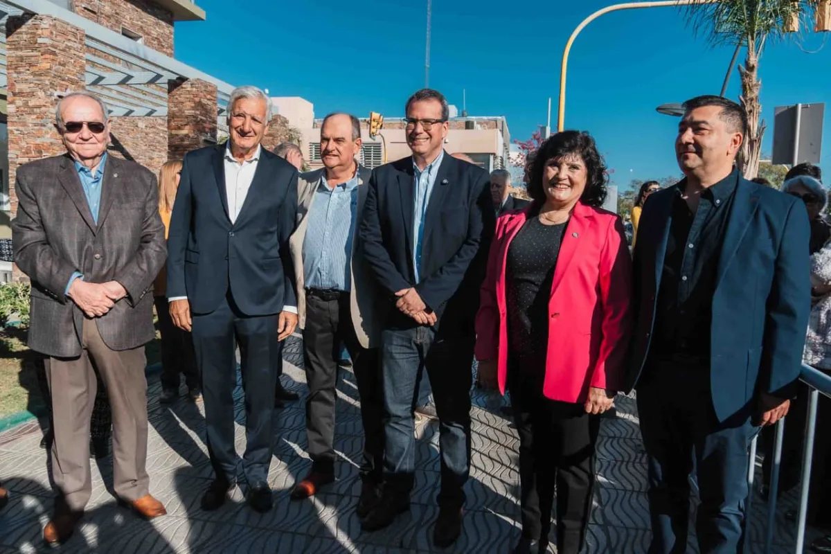 84 años de historia y democracia: Rawson inauguró la Galería de los Intendentes y homenajeó a quienes trabajaron por el departamento