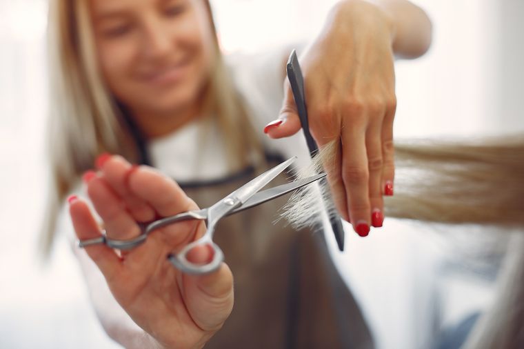 Según el calendario lunar, esta son las fechas para cortar el cabello en septiembre
