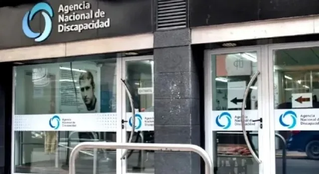 Informes detectaron sobreprecios y una prótesis que nunca llegó al paciente