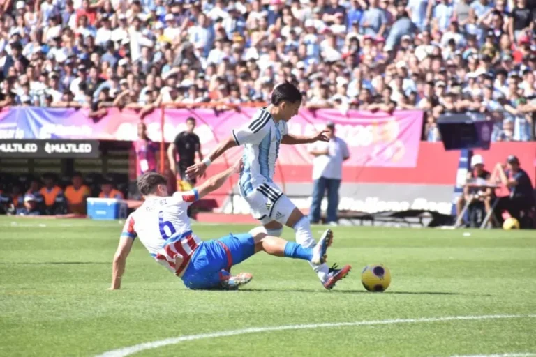 La Selección Argentina no pudo con Paraguay y se quedo con la medalla plateada en los Juegos Suramericanos