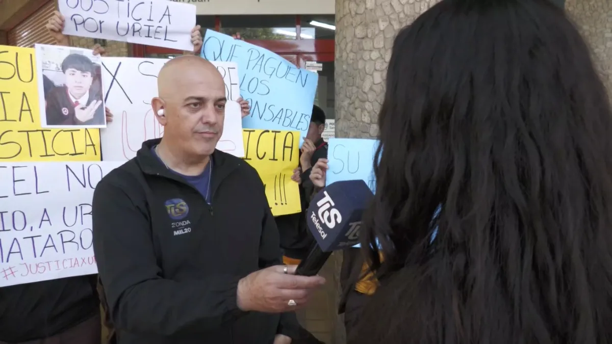 "Era muy inocente, lo querían todos": la novia de Uriel rompió el silencio y pide justicia