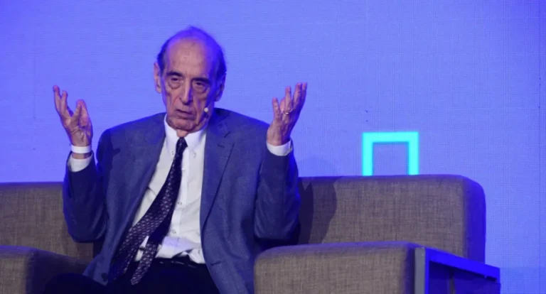 "SOMOS ESTAFADORES SERIALES": el economista que escucha Milei explicó por qué Argentina no despega y apuntó contra el Banco Central