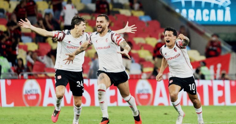 Partidos de HOY, lunes 26 de octubre: agenda, horario y por dónde ver fútbol EN VIVO