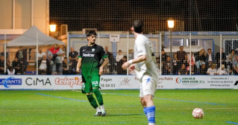 A casi dos meses de su salida de Independiente, Lomónaco debutó en Elche