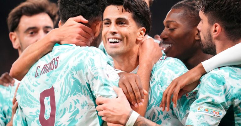 Terminó el primer tiempo: Sin Cristiano, Portugal le gana 2-1 a Dinamarca por la Nations League