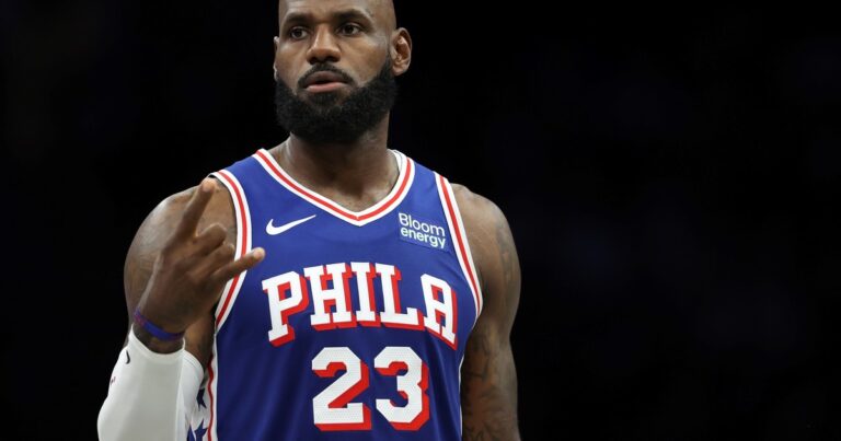 LeBron James debuta en Philadelphia 76ers: día, hora y dónde ver el partido con New York Knicks por la NBA