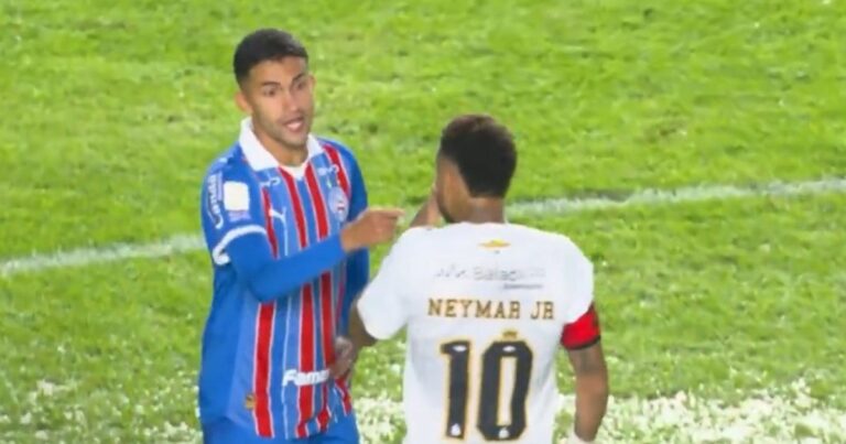 Increíble: Neymar se fue expulsado ¡por taparse la boca! en el partido de Santos