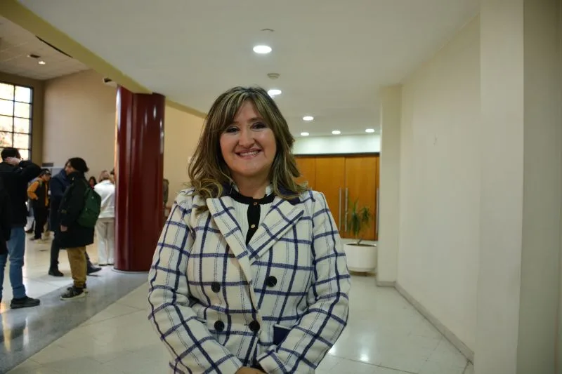 Silvia Fuentes confirmó que todos los alumnos recibirán sus computadoras antes de fin de año y dio detalles sobre la titularización docente