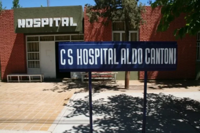 Fue al hospital por una angina, empeoró y murió a los 8 años: la familia de Alondra apunta contra los médicos