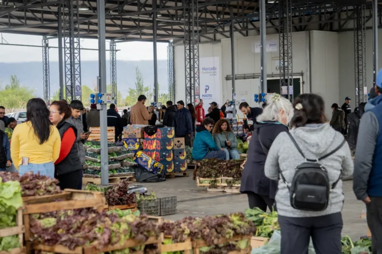 El Mercado Frutihortícola celebra el Día de la Madre con Feria de Emprendedores y shows artísticos