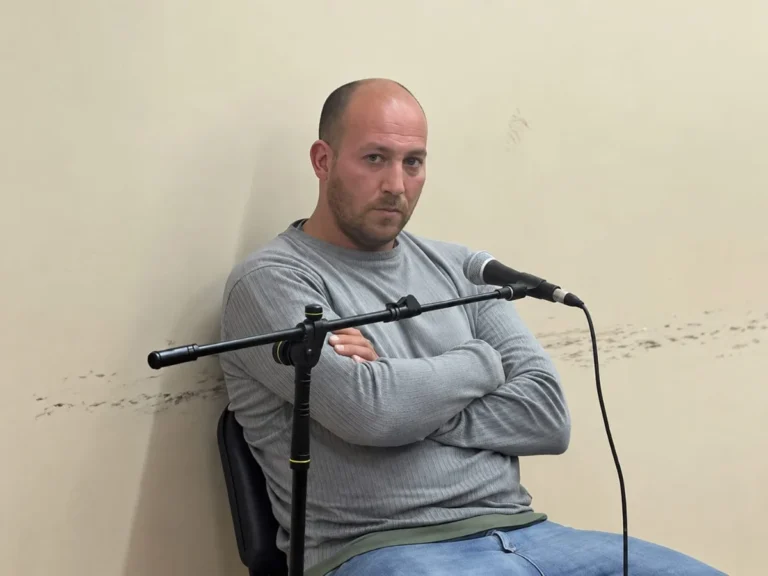 Condenaron al falso enfermero del Rawson: seis meses de cárcel por falsificar sellos y estafar a pacientes