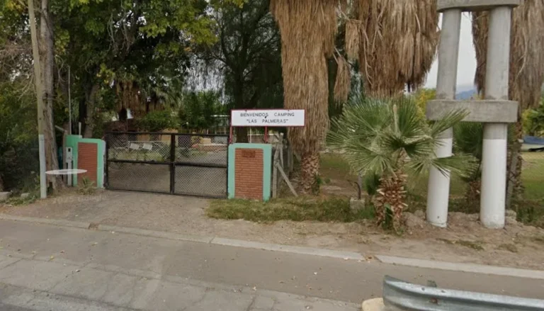 Emboscó a una chica, la cortó con un cuchillo y le robó la mochila