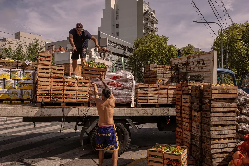 La reforma laboral de Milei no detuvo la destrucción del empleo formal