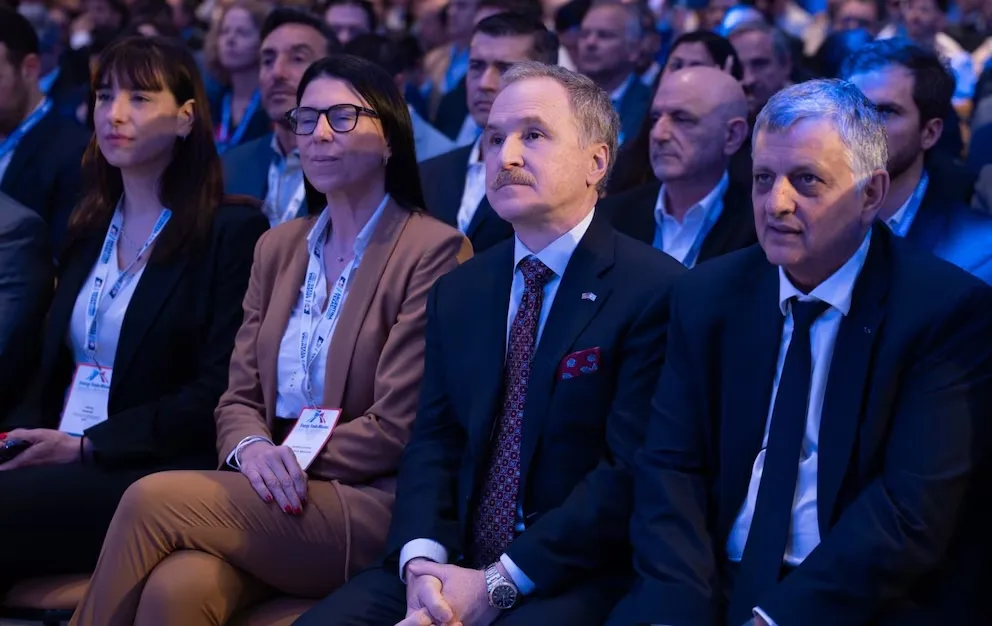 Lamelas anunció hasta US$ 20.000 millones para la Argentina antes de fines de 2027