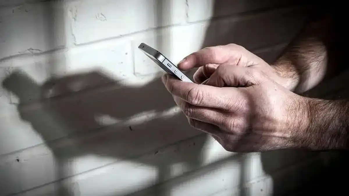 Diputado libertario impulsa una Reforma del Régimen penitenciario que prohíbe el uso absoluto de teléfonos celulares