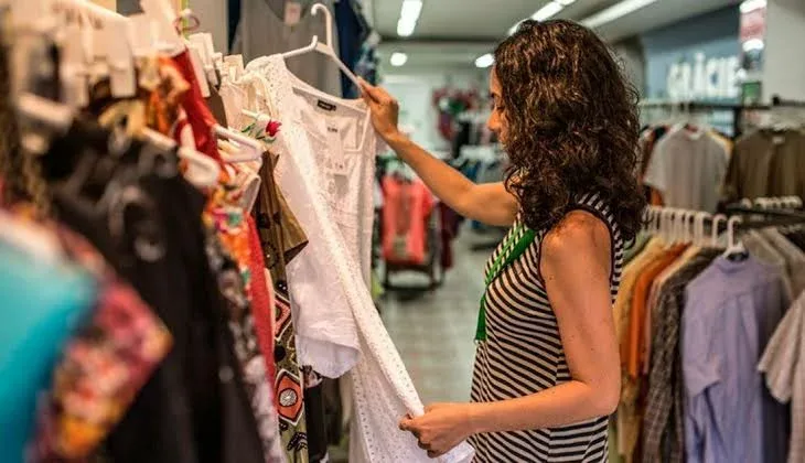 El consumo en los hogares volvió a caer en septiembre y registra una contracción de dos meses consecutivos