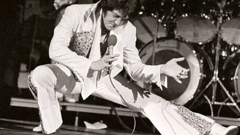 Los herederos de Elvis Presley demandan a Anthropic por el uso no autorizado de 274 canciones