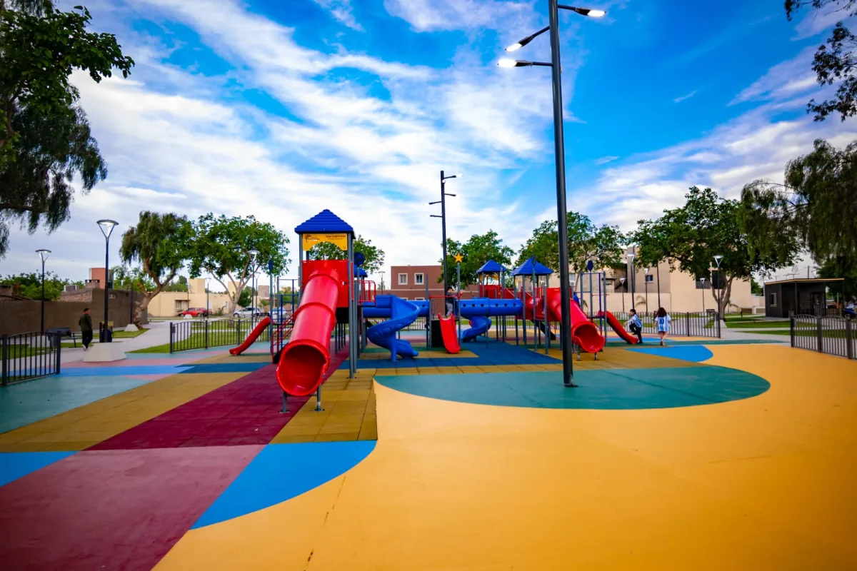 Así quedó la renovada plaza del Barrio Santa Lucía