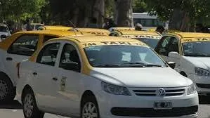 Paro de colectivos: se disparó la demanda de taxis y remises y aumentaron los costos para los sanjuaninos